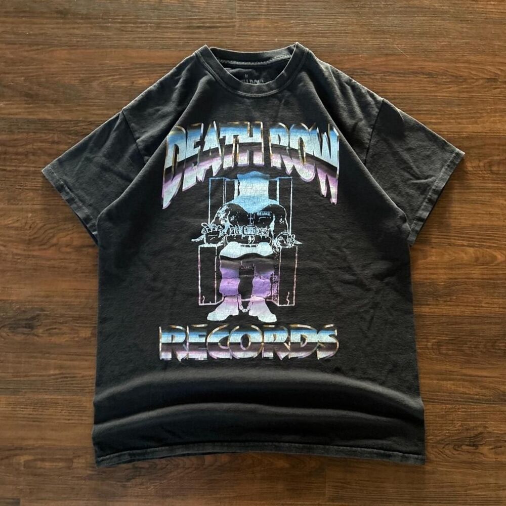 Ripple-junction Men's Black and Grey T-shirt